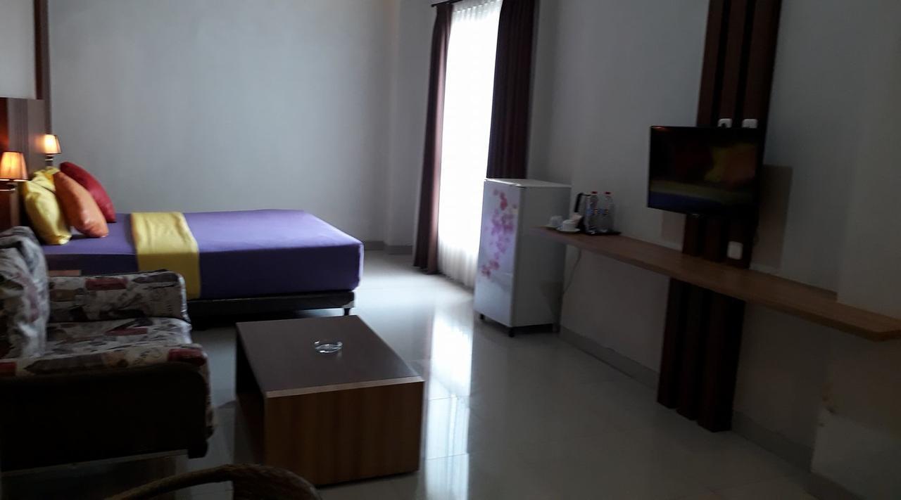 City Hotel Hotel 3*